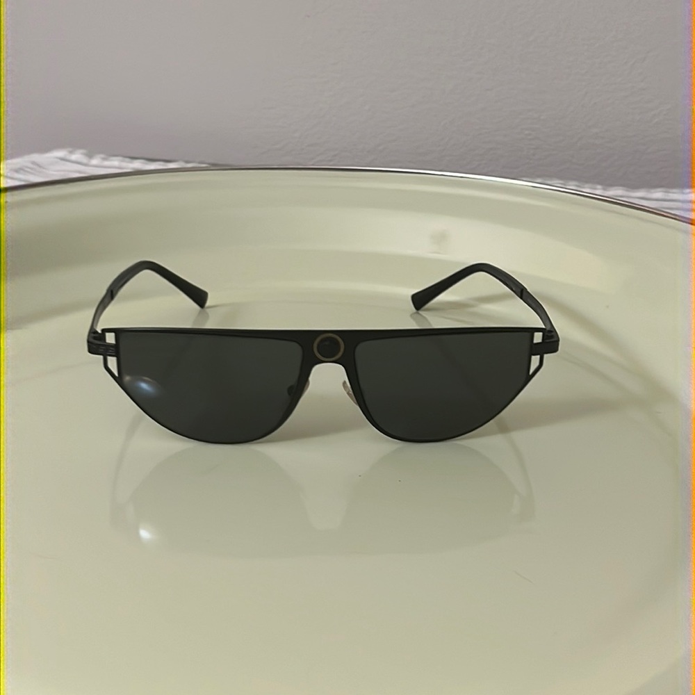 VERSACE Flat Top Cat Eye Sunglasses Flawless Authentic  Made in Italy